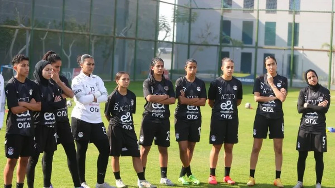 استعداداً لأمم إفريقيا.. بعثة منتخب السيدات تغادر للسعودية لخوض وديتين